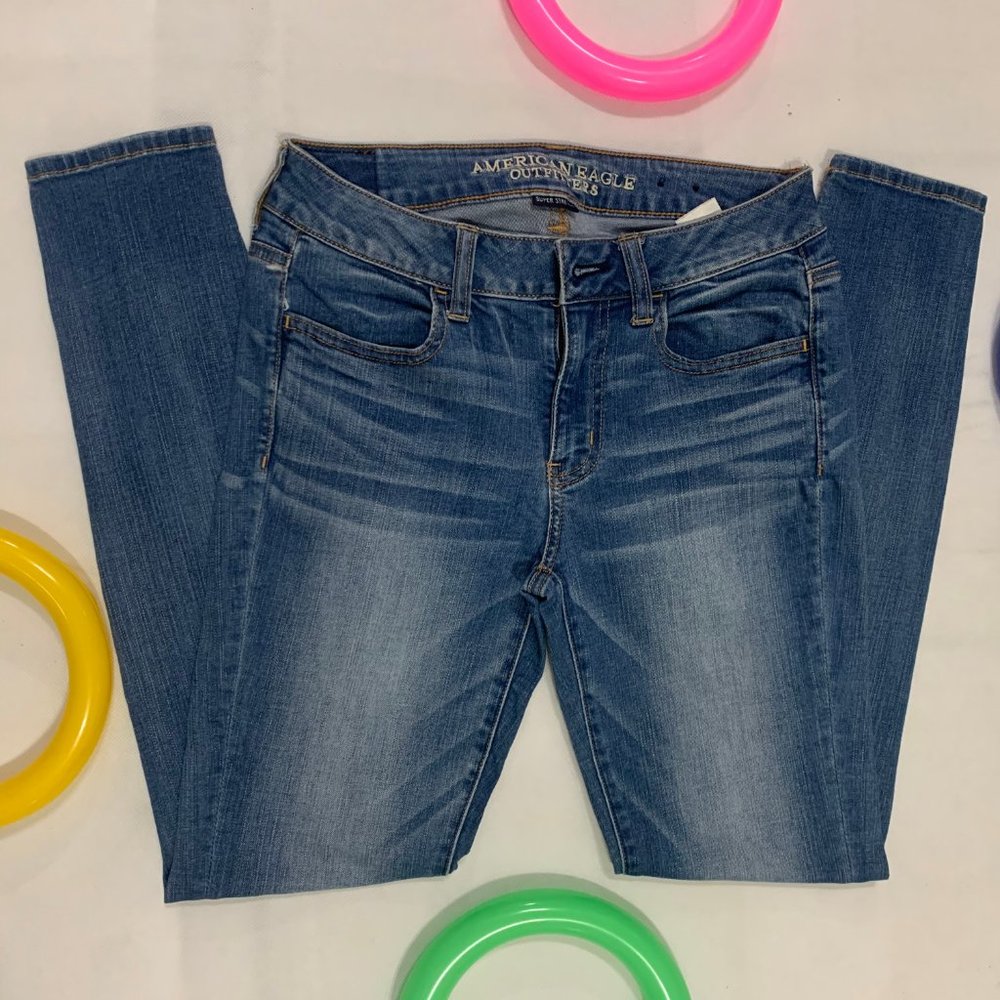 👖 American Eagle Super Stretch Jegging